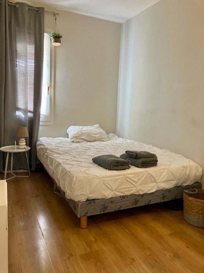 2 Pieces En Etage Eleve, Centre-ville Au Calme, Petite Vue Apartment *
